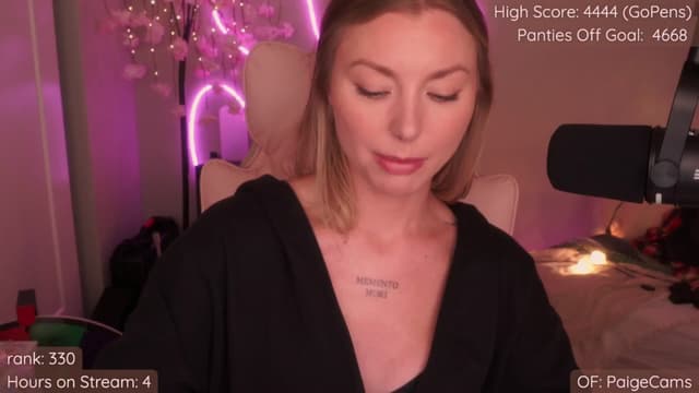 Gallery image thumbnail from Paige's myfreecams stream on, 07/27/2025, 02:43 image 2 of 20