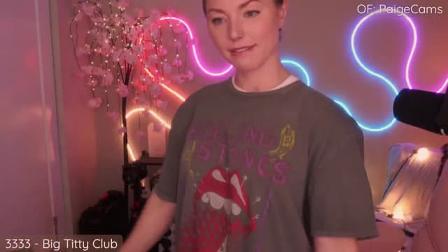 Gallery image thumbnail from Paige's myfreecams stream on, 08/01/2025, 24:33 image 14 of 20
