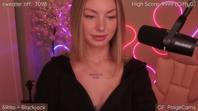 Gallery image thumbnail from Paige's myfreecams stream on, 08/03/2025, 23:14 image 20 of 20