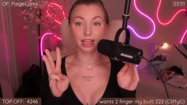 Gallery image thumbnail from Paige's myfreecams stream on, 08/30/2025, 03:43 image 1 of 20