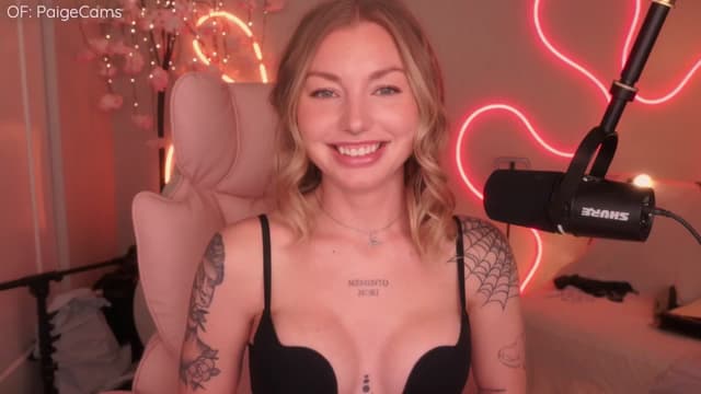 Gallery image thumbnail from Paige's myfreecams stream on, 09/14/2025, 02:38 image 2 of 20