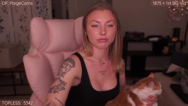 Gallery image thumbnail from Paige's myfreecams stream on, 11/07/2025, 02:43 image 15 of 20