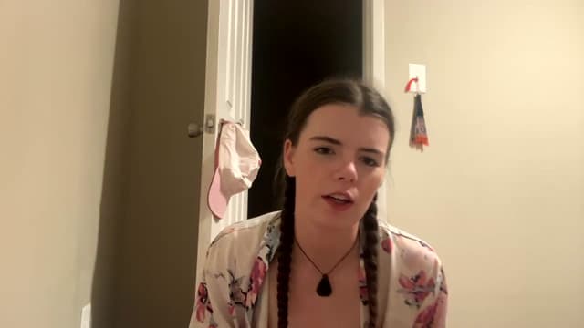 Gallery image thumbnail from Pippi's myfreecams stream on, 06/21/2024, 08:48 image 18 of 20
