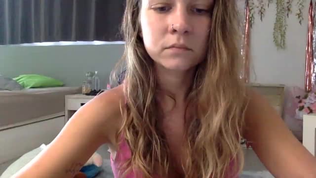 Gallery image thumbnail from Qi_ra's myfreecams stream on, 02/20/2023, 02:47 image 18 of 20