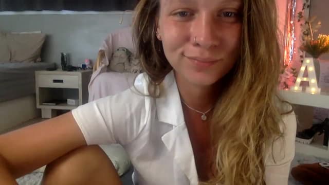 Gallery image thumbnail from Qi_ra's myfreecams stream on, 03/10/2023, 05:19 image 15 of 20