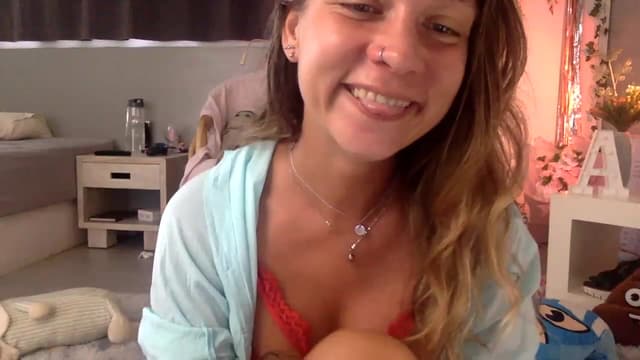 Gallery image thumbnail from Qi_ra's myfreecams stream on, 03/13/2023, 03:32 image 7 of 20