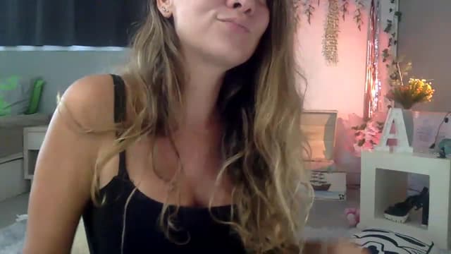 Gallery image thumbnail from Qi_ra's myfreecams stream on, 03/23/2023, 03:02 image 6 of 20