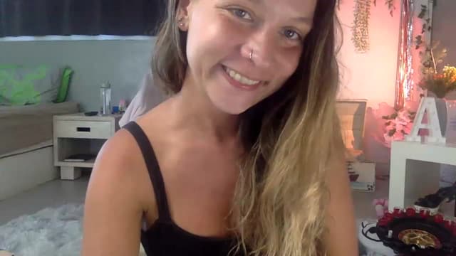 Gallery image thumbnail from Qi_ra's myfreecams stream on, 03/23/2023, 05:52 image 11 of 20