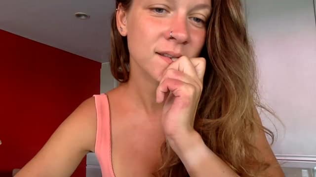 Gallery image thumbnail from Qi_ra's myfreecams stream on, 05/15/2023, 03:38 image 5 of 20