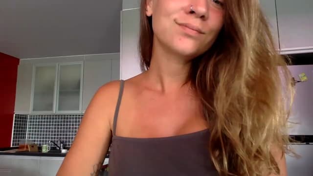 Gallery image thumbnail from Qi_ra's myfreecams stream on, 05/31/2023, 02:30 image 20 of 20