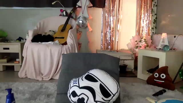 Gallery image thumbnail from Qi_ra's myfreecams stream on, 06/12/2023, 03:12 image 4 of 20