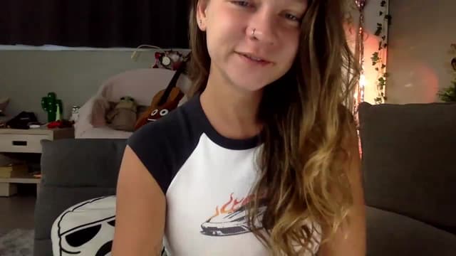 Gallery image thumbnail from Qi_ra's myfreecams stream on, 06/26/2023, 01:07 image 4 of 20