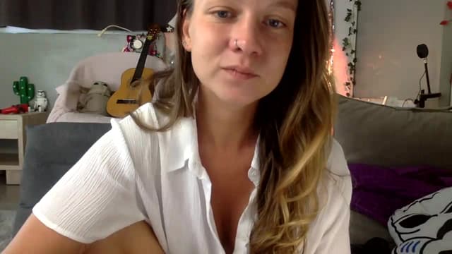 Gallery image thumbnail from Qi_ra's myfreecams stream on, 07/04/2023, 02:19 image 17 of 20