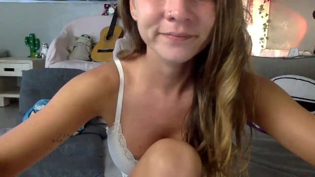 Gallery image thumbnail from Qi_ra's myfreecams stream on, 07/11/2023, 05:54 image 17 of 20