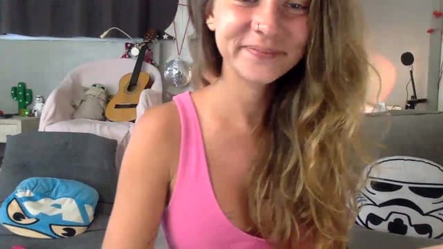 Gallery image thumbnail from Qi_ra's myfreecams stream on, 07/12/2023, 02:41 image 9 of 20