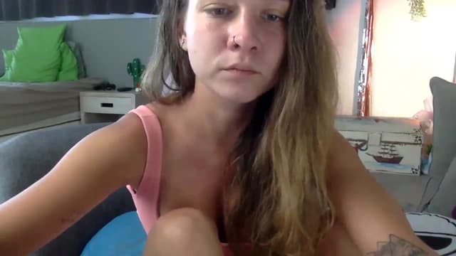 Gallery image thumbnail from Qi_ra's myfreecams stream on, 07/23/2023, 01:13 image 16 of 20