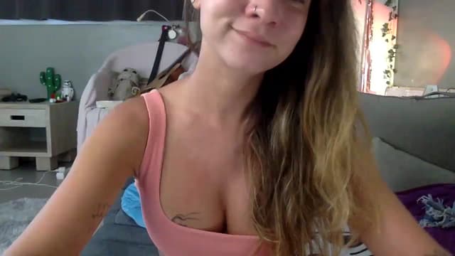 Gallery image thumbnail from Qi_ra's myfreecams stream on, 07/23/2023, 01:13 image 8 of 20