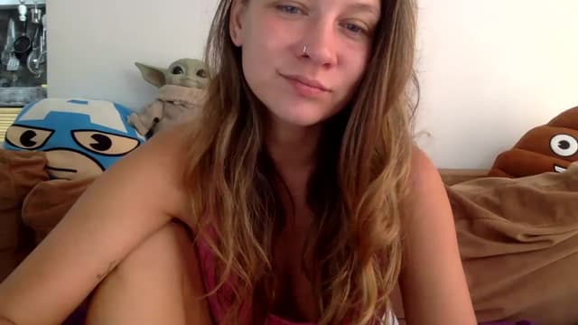 Gallery image thumbnail from Qi_ra's myfreecams stream on, 08/13/2023, 02:55 image 18 of 20