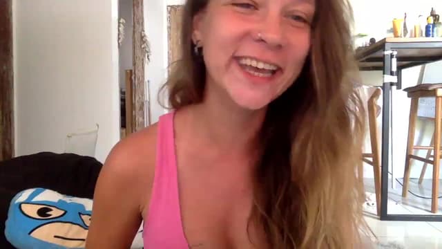 Gallery image thumbnail from Qi_ra's myfreecams stream on, 08/26/2023, 01:10 image 2 of 20