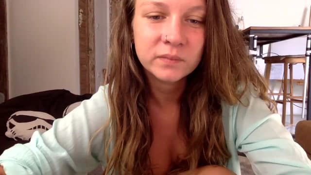 Gallery image thumbnail from Qi_ra's myfreecams stream on, 10/17/2023, 01:57 image 17 of 20