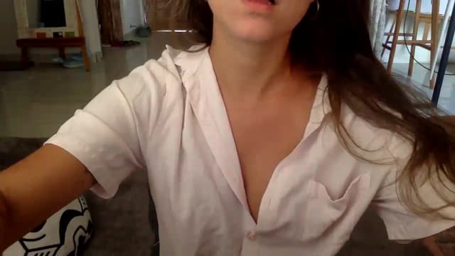 Gallery image thumbnail from Qi_ra's myfreecams stream on, 12/19/2023, 02:03 image 19 of 20