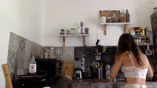 Gallery image thumbnail from Qi_ra's myfreecams stream on, 03/05/2024, 07:00 image 17 of 20