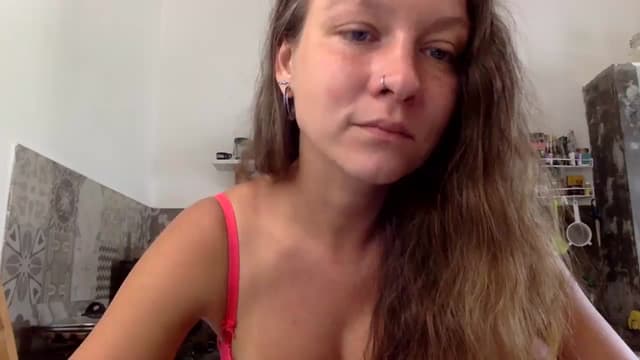 Gallery image thumbnail from Qi_ra's myfreecams stream on, 03/25/2024, 02:36 image 5 of 20