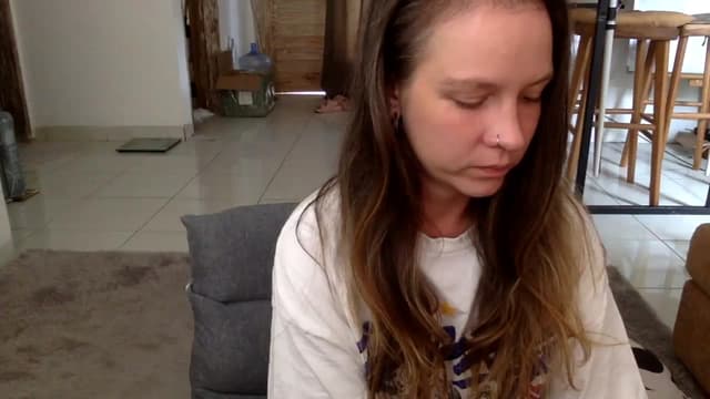Gallery image thumbnail from Qi_ra's myfreecams stream on, 04/02/2024, 02:02 image 16 of 20