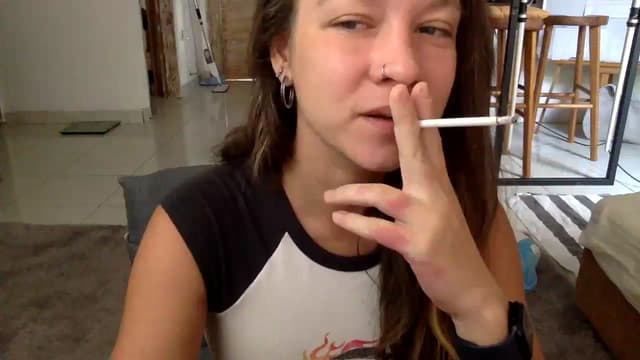 Gallery image thumbnail from Qi_ra's myfreecams stream on, 04/09/2024, 24:25 image 1 of 20