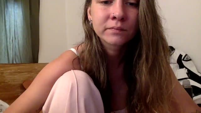 Gallery image thumbnail from Qi_ra's myfreecams stream on, 05/27/2024, 02:00 image 13 of 20
