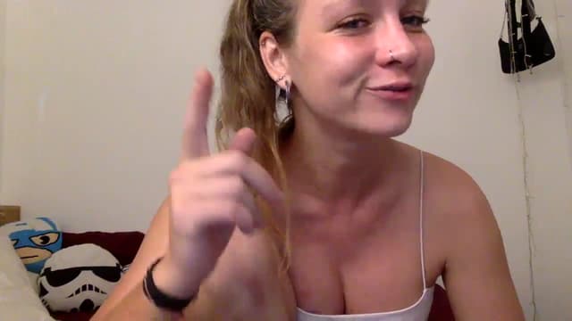 Gallery image thumbnail from Qi_ra's myfreecams stream on, 06/06/2024, 08:37 image 2 of 20