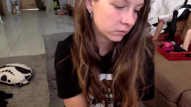 Gallery image thumbnail from Qi_ra's myfreecams stream on, 07/19/2024, 01:43 image 1 of 20