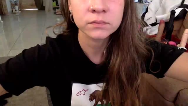 Gallery image thumbnail from Qi_ra's myfreecams stream on, 07/19/2024, 01:43 image 8 of 20