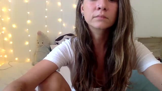Gallery image thumbnail from Qi_ra's myfreecams stream on, 10/17/2024, 06:22 image 10 of 20