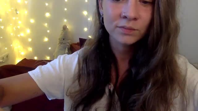 Gallery image thumbnail from Qi_ra's myfreecams stream on, 10/24/2024, 09:11 image 7 of 20