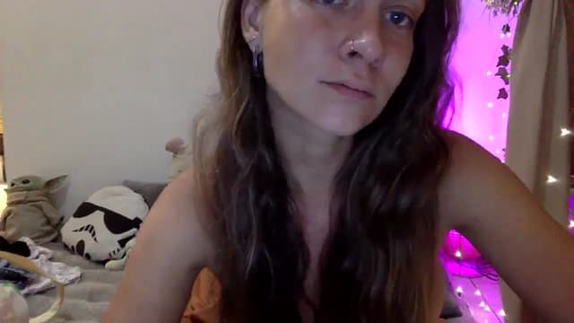 Gallery image thumbnail from Qi_ra's myfreecams stream on, 03/04/2025, 15:17 image 10 of 20