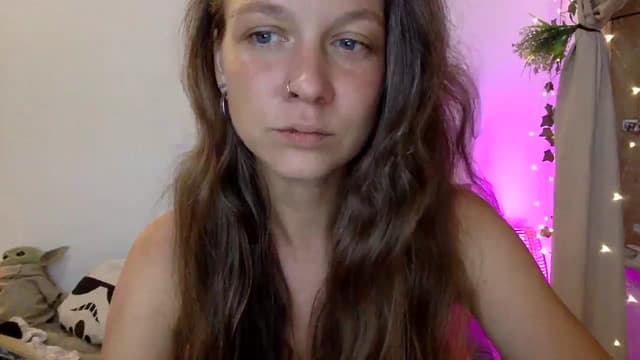 Gallery image thumbnail from Qi_ra's myfreecams stream on, 03/04/2025, 15:17 image 2 of 20