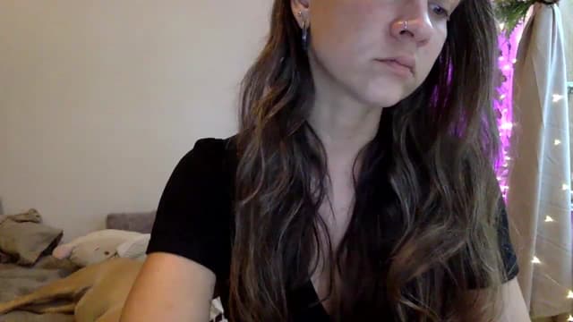 Gallery image thumbnail from Qi_ra's myfreecams stream on, 03/20/2025, 10:39 image 8 of 20