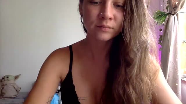 Gallery image thumbnail from Qi_ra's myfreecams stream on, 03/23/2025, 09:09 image 1 of 20