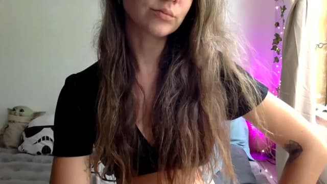 Gallery image thumbnail from Qi_ra's myfreecams stream on, 03/31/2025, 24:59 image 1 of 20