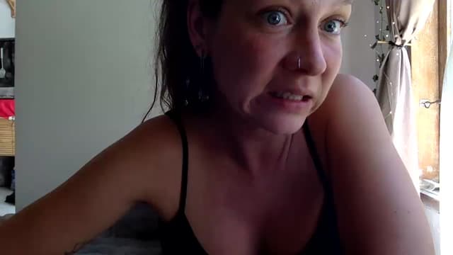 Gallery image thumbnail from Qi_ra's myfreecams stream on, 04/07/2025, 06:34 image 2 of 20