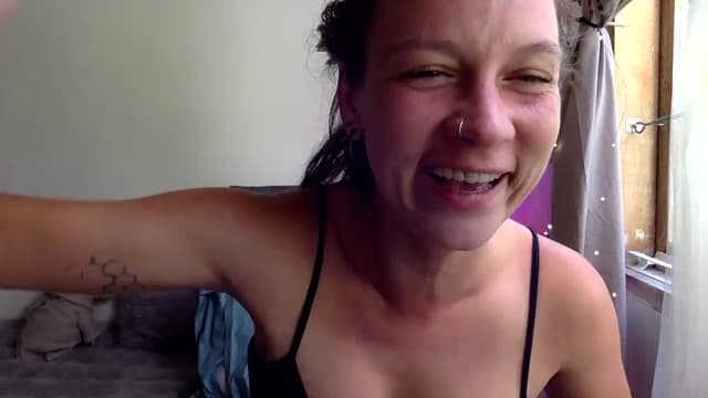 Gallery image thumbnail from Qi_ra's myfreecams stream on, 04/07/2025, 08:22 image 7 of 20