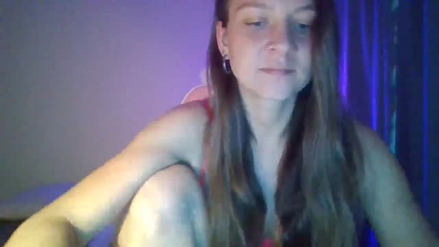 Gallery image thumbnail from Qi_ra's myfreecams stream on, 04/27/2025, 11:26 image 8 of 20