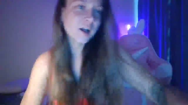 Gallery image thumbnail from Qi_ra's myfreecams stream on, 04/27/2025, 11:26 image 6 of 20