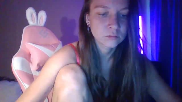Gallery image thumbnail from Qi_ra's myfreecams stream on, 04/27/2025, 15:38 image 5 of 20