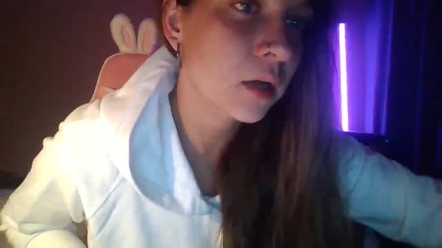 Gallery image thumbnail from Qi_ra's myfreecams stream on, 04/27/2025, 17:53 image 20 of 20