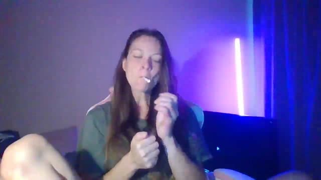 Gallery image thumbnail from Qi_ra's myfreecams stream on, 04/28/2025, 06:21 image 13 of 20