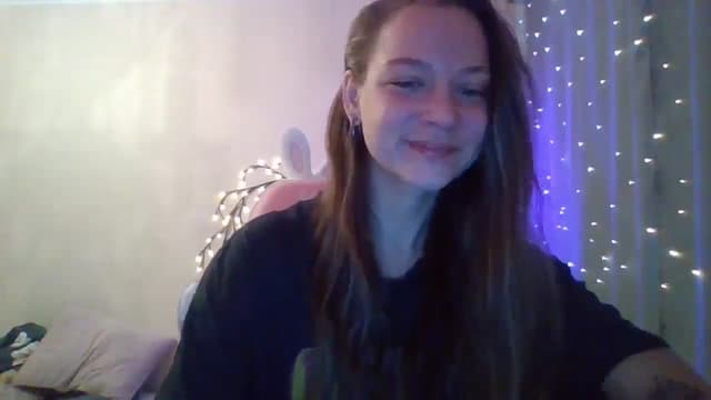 Gallery image thumbnail from Qi_ra's myfreecams stream on, 04/30/2025, 06:59 image 10 of 20