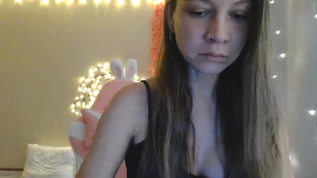 Gallery image thumbnail from Qi_ra's myfreecams stream on, 05/13/2025, 10:01 image 16 of 20