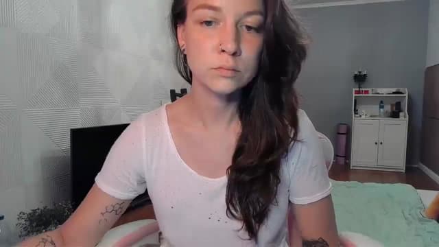 Gallery image thumbnail from Qi_ra's myfreecams stream on, 09/08/2025, 07:04 image 14 of 20